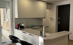 Rakuscha Apartment